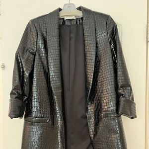 Alice & Olivia vegan leather blazer - crocodile finish